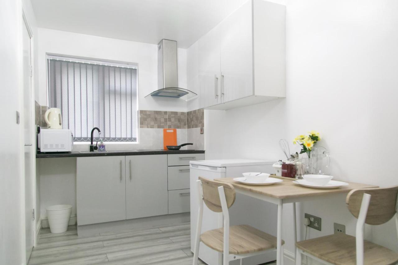 מנצ'סטר Cheetham Hills Apartments מראה חיצוני תמונה